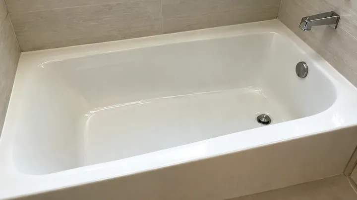 Bathtub scrubbed to a bright, spotless shine after a move-out clean in Issaquah, WA